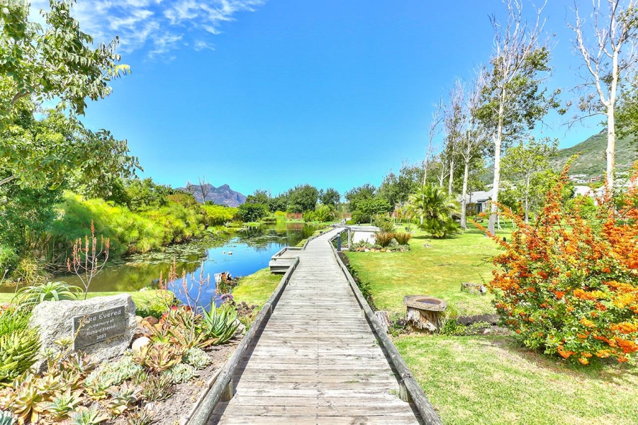 3 Bedroom Property for Sale in Beach Estate Western Cape